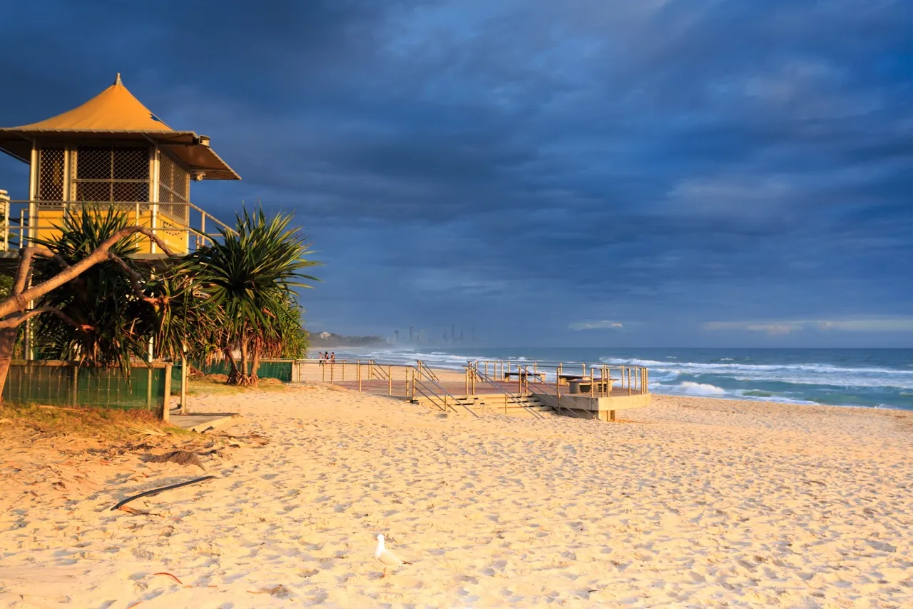 burleigh beach